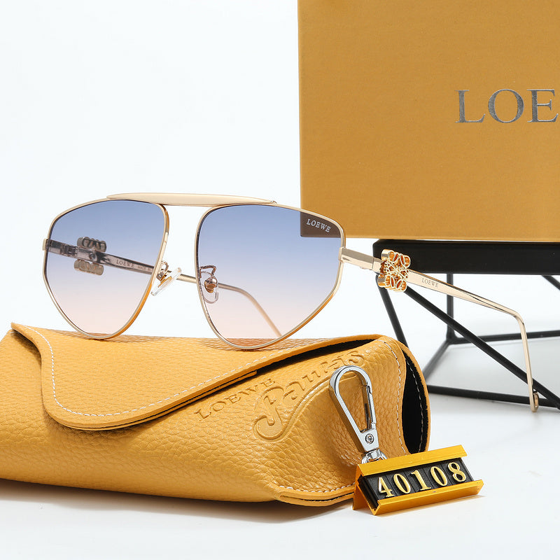 40108 Sunglasses with box