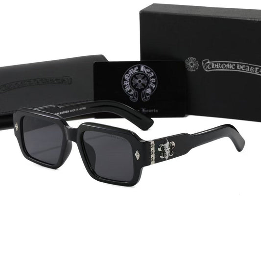 8232 Sunglasses with box